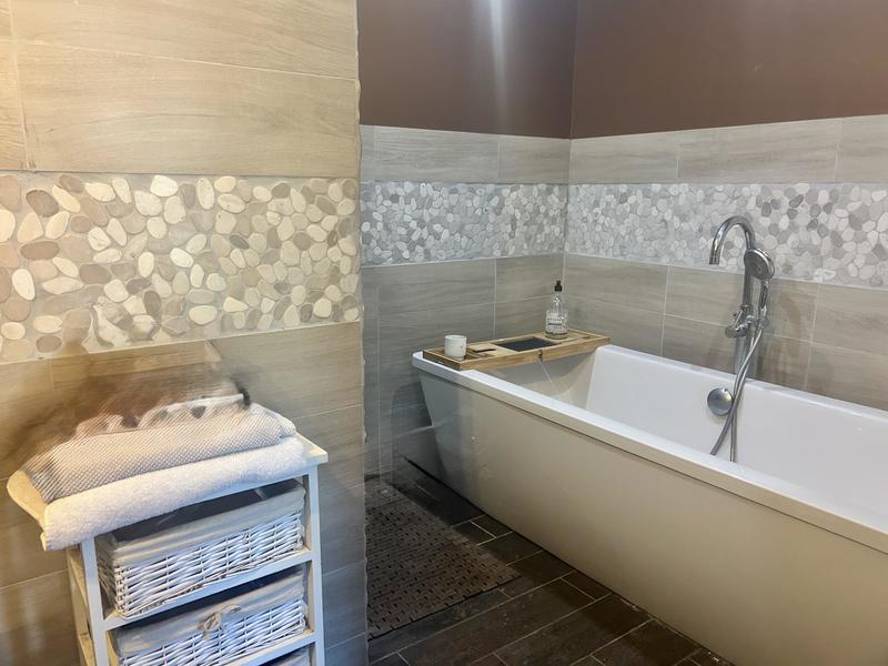 Maison - 96 m² - 4 pièces