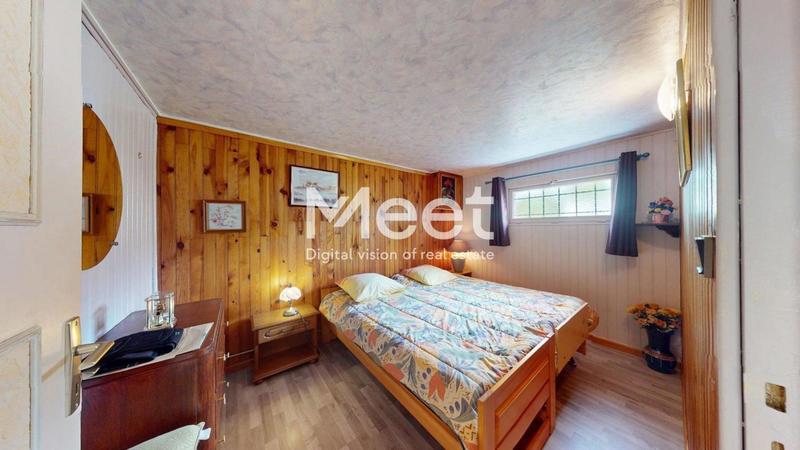 Pavillon - 130 m² - 7 pièces