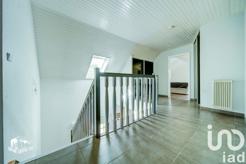 Maison - 230 m² - 7 pièces