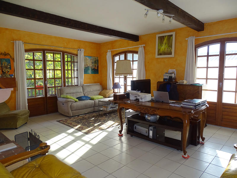 Maison - 190 m² - 7 pièces