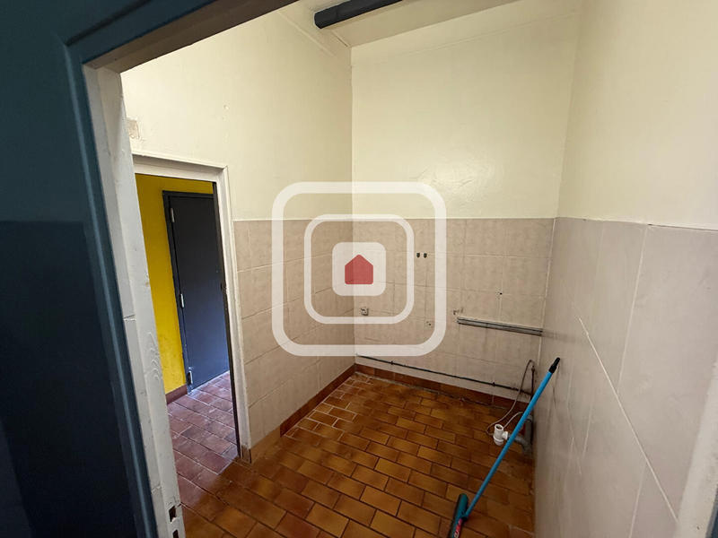 Maison - 642 m² - 14 pièces