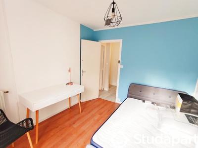 Chambre - 14 m² - 1 pièce