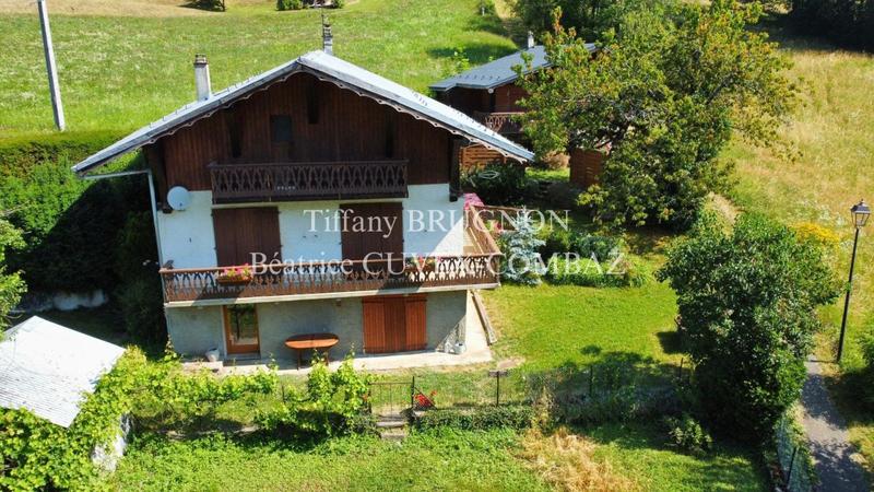 Maison - 94 m² - 5 pièces