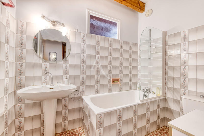 Maison - 107 m² - 5 pièces