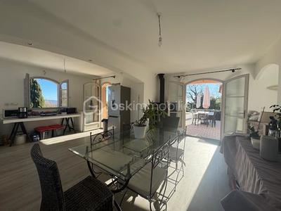 Maison - 145 m² - 5 pièces