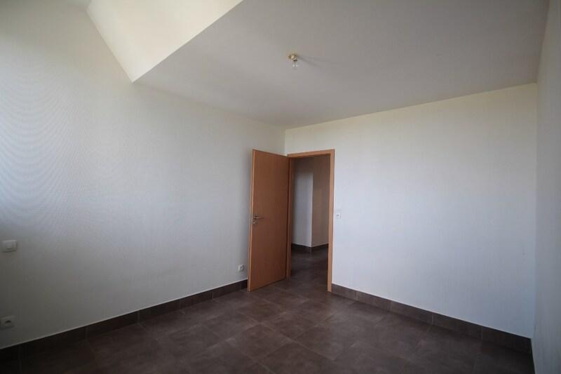 Appartement - 99 m² - 4 pièces