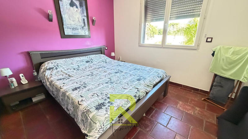 Maison - 93 m² - 4 pièces