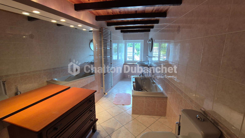 Maison - 183 m² - 7 pièces