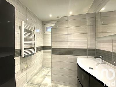 Maison - 117 m² - 7 pièces