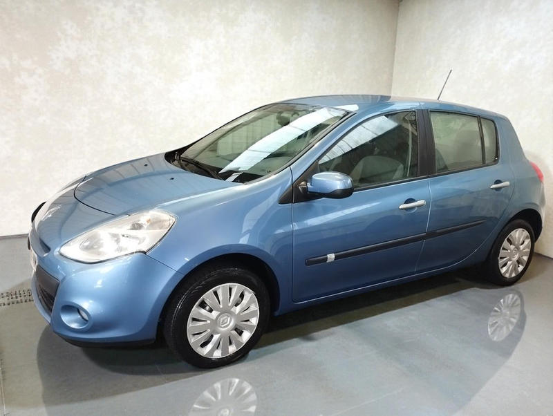 Renault Clio III 1.2 16v 75 Expression 5p