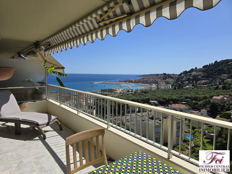 Appartement - 99 m² - 4 pièces