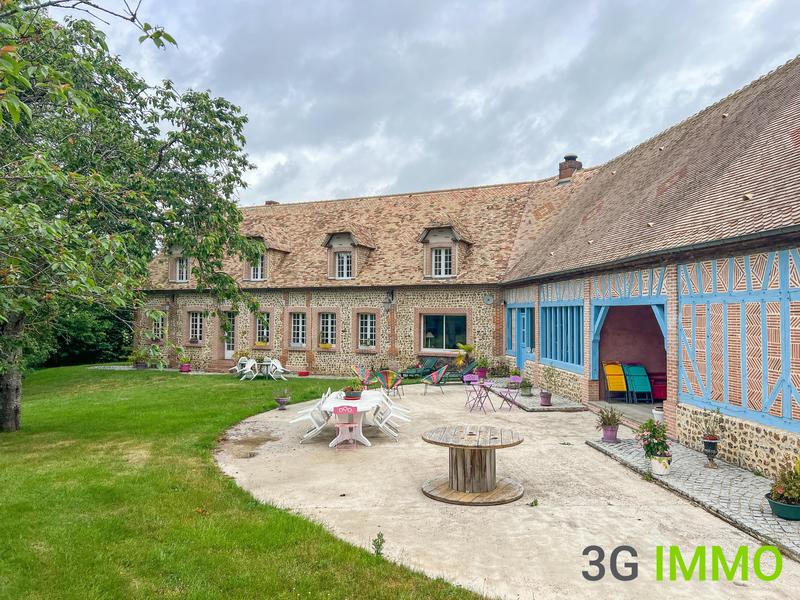 Maison ancienne - 322 m² - 10 pièces