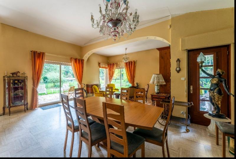 Maison - 333 m² - 9 pièces