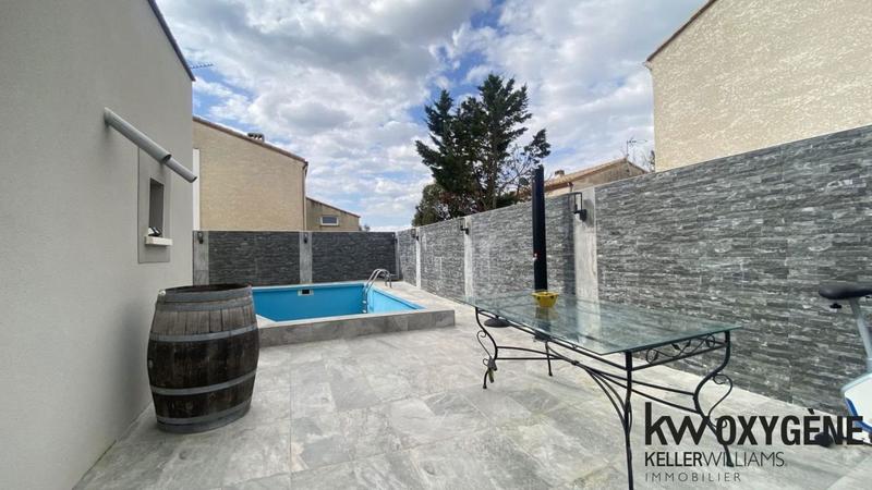 Villa - 100 m² - 5 pièces