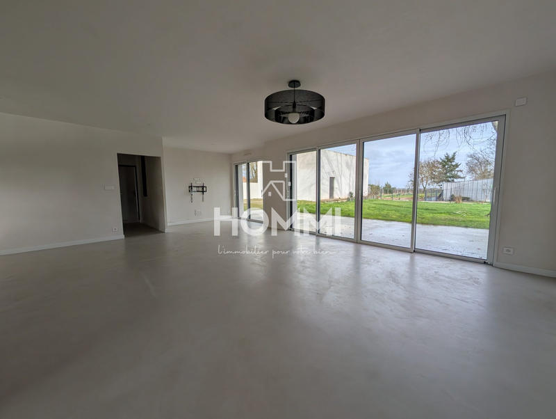Maison - 121 m² - 6 pièces