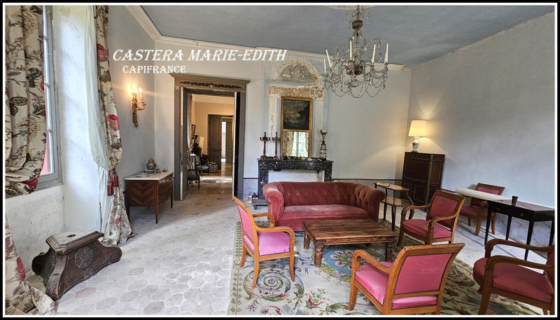 Maison - 372 m² - 15 pièces