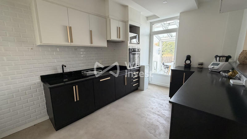 Maison - 139 m² - 6 pièces