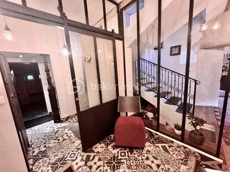 Demeure - 157 m² - 5 pièces