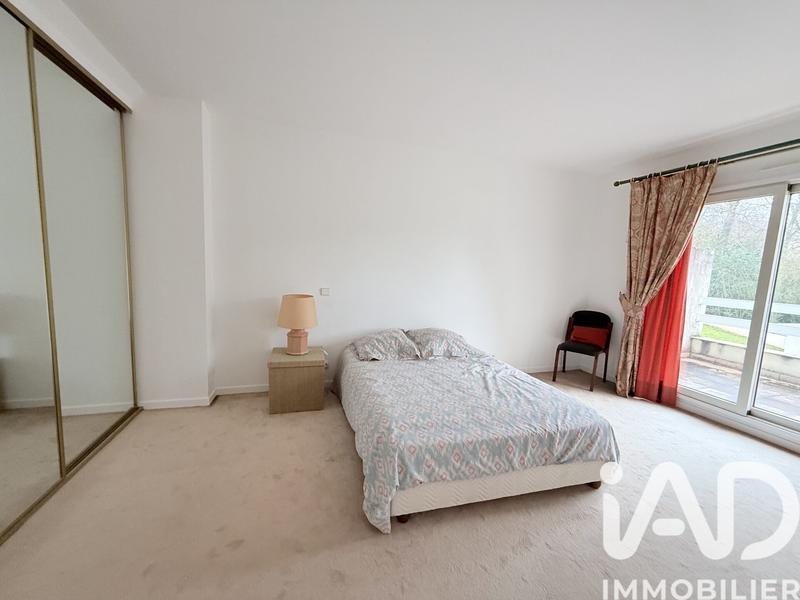 Maison - 261 m² - 8 pièces