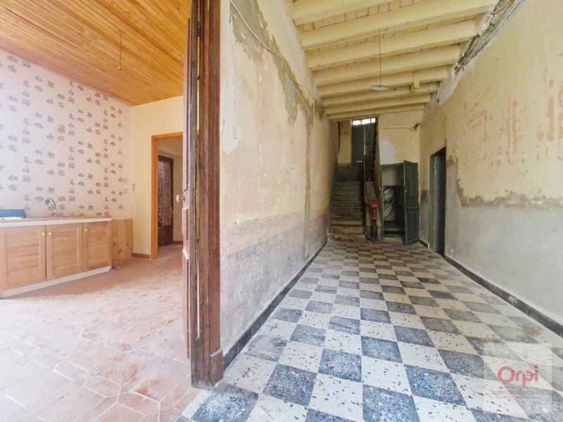 Maison - 363 m² - 1 pièce