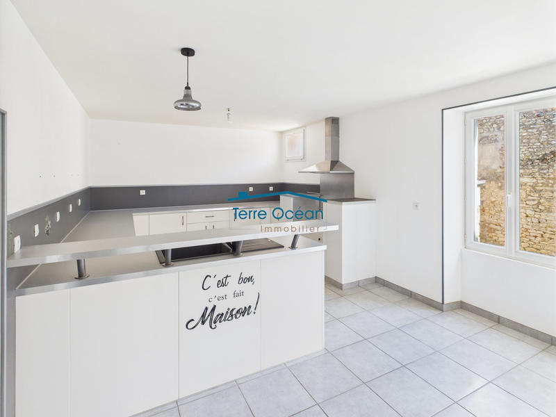 Maison - 160 m² - 6 pièces