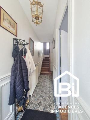 Maison - 95 m² - 5 pièces