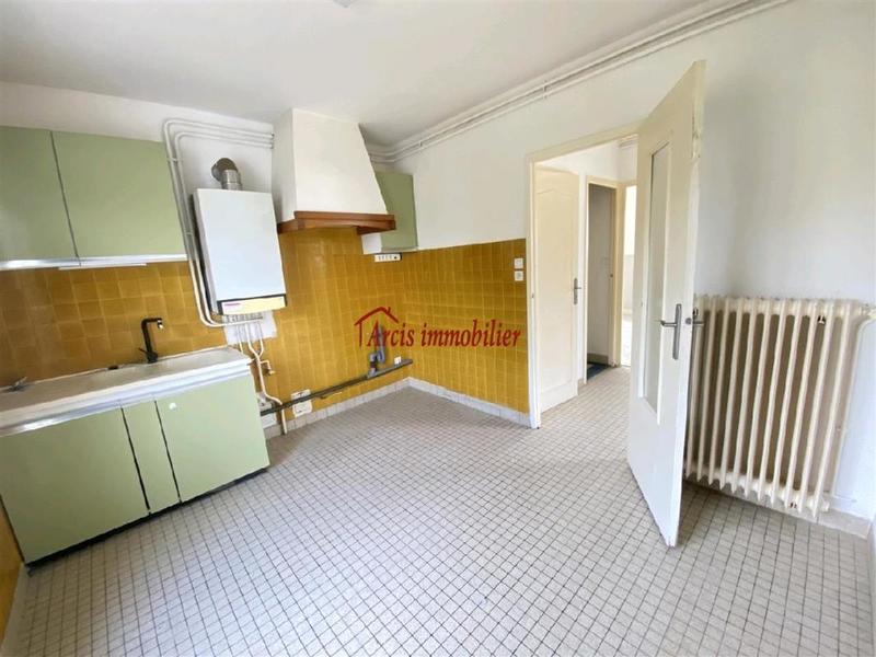 Maison - 96 m² - 5 pièces