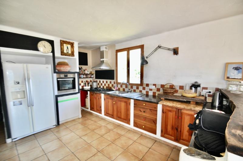 Maison - 180 m² - 6 pièces