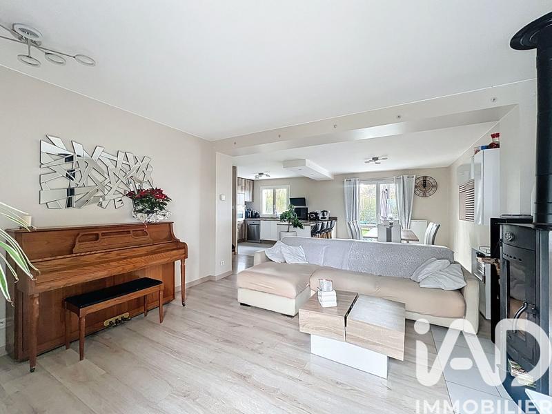 Maison - 104 m² - 6 pièces