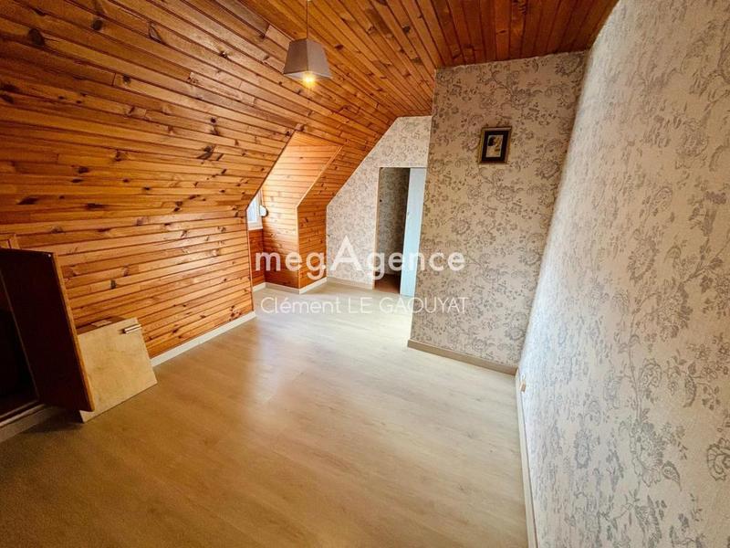 Maison - 198 m² - 10 pièces