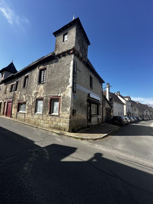 Maison - 193 m² - 6 pièces