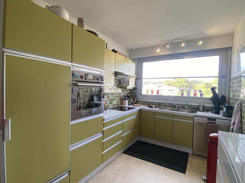 Appartement - 150 m² - 6 pièces