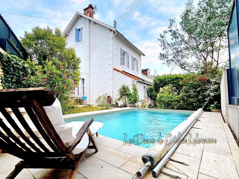 Maison - 131 m² - 6 pièces