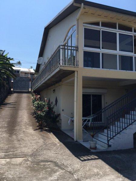 Villa - 247 m² - 6 pièces