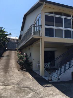 Villa - 247 m² - 6 pièces