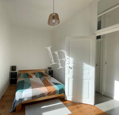 Appartement - 72 m² - 2 pièces