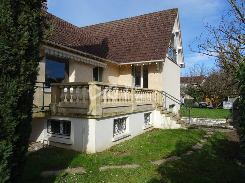Maison - 190 m² - 4 pièces