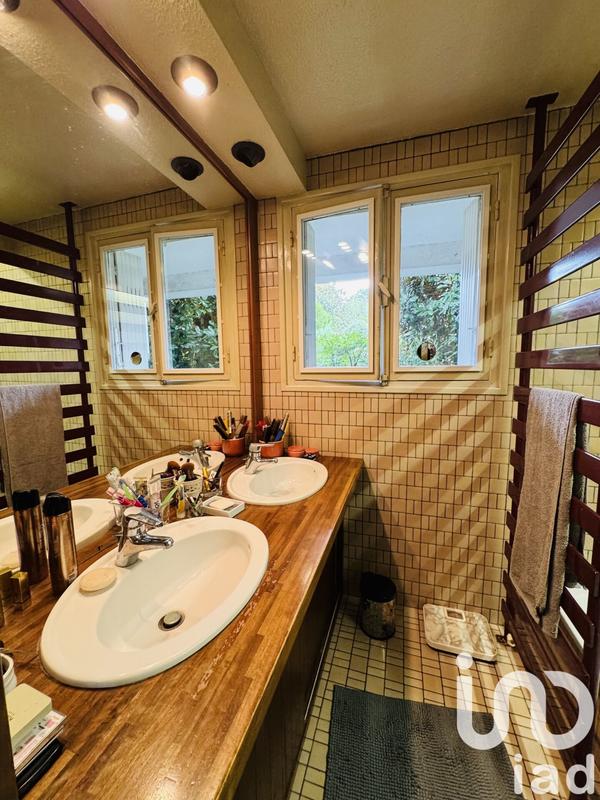 Maison - 150 m² - 5 pièces