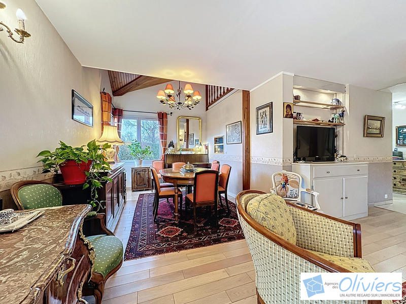 Maison - 131 m² - 7 pièces