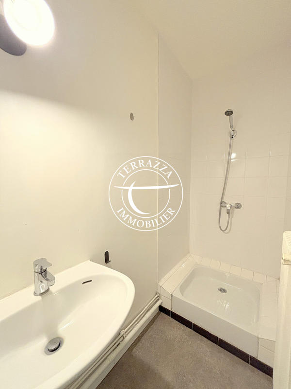 Appartement - 97 m² - 5 pièces