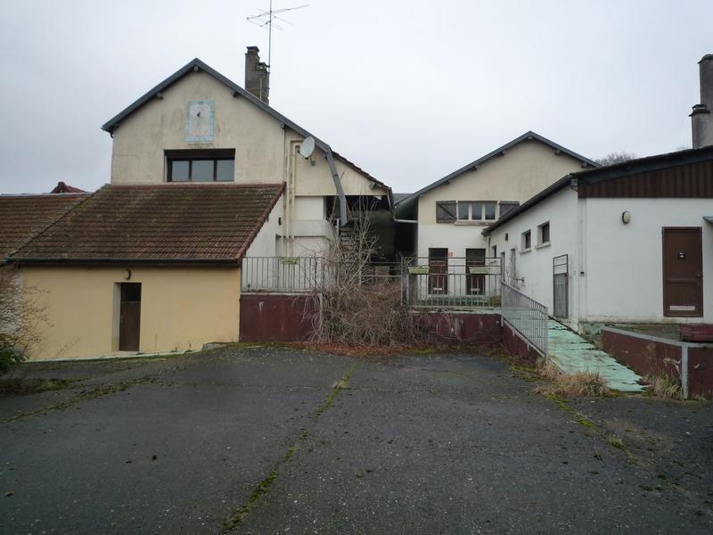 Propriété - 500 m² - 40 pièces