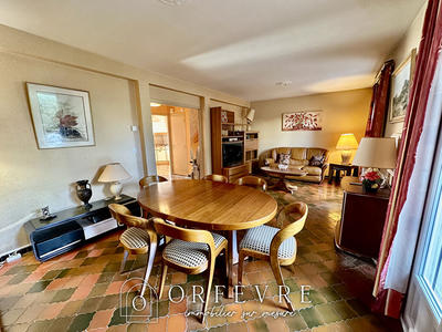 Maison - 97 m² - 5 pièces