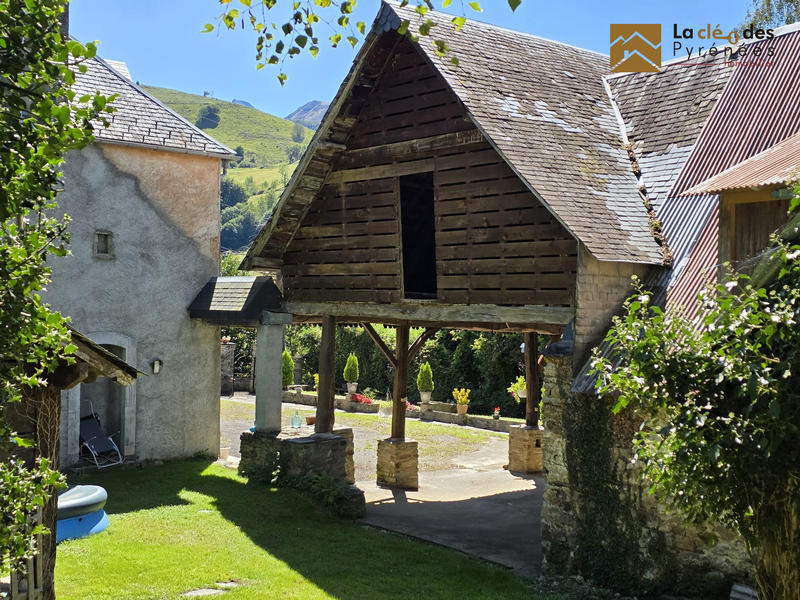 Maison ancienne - 152 m² - 6 pièces