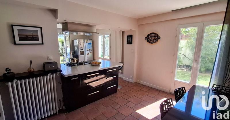 Maison de ville - 210 m² - 9 pièces