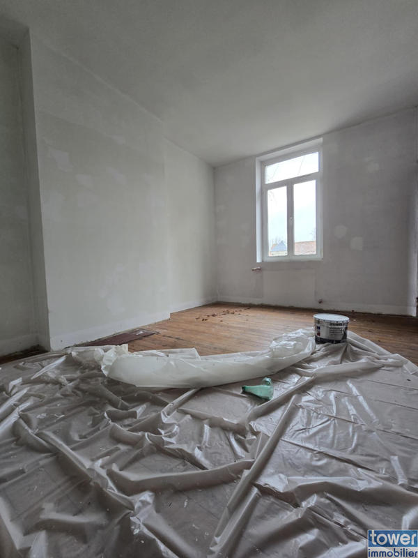 Maison - 295 m² - 16 pièces