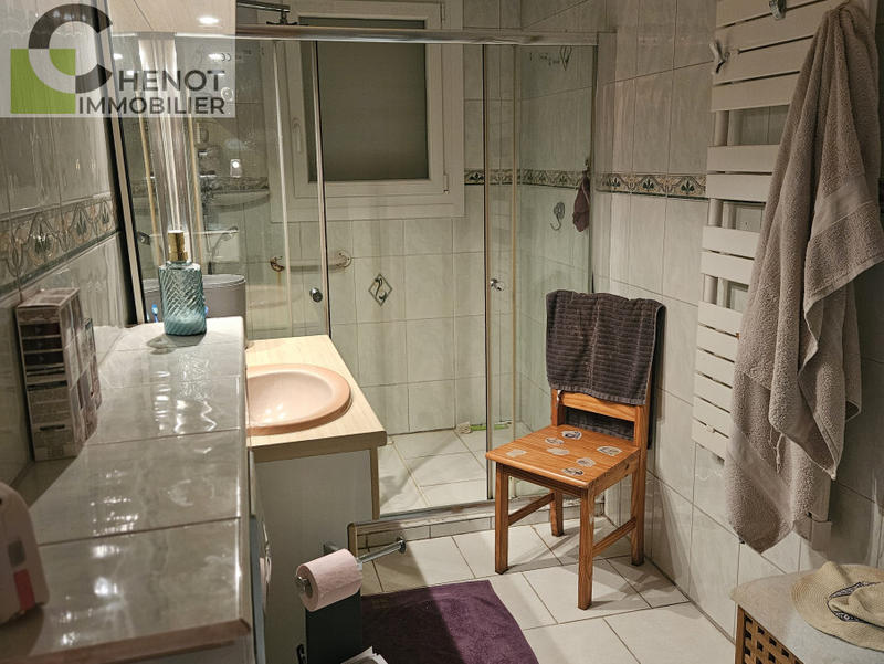 Propriété - 96 m² - 4 pièces