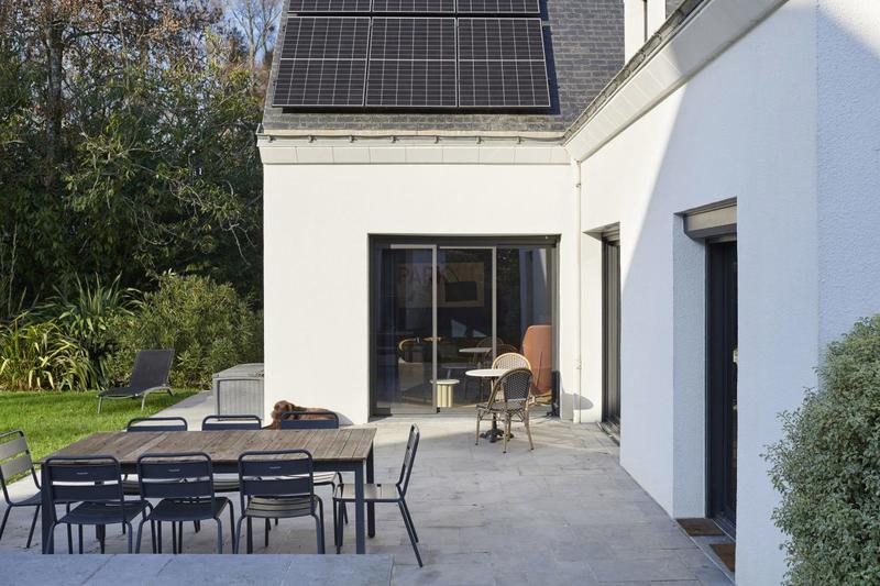 Maison - 210 m² - 10 pièces