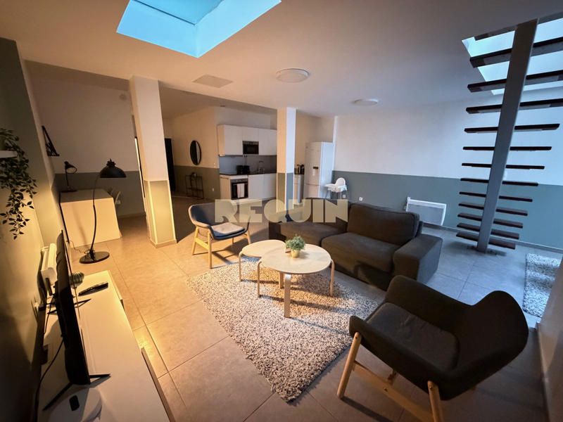 Appartement - 96 m² - 6 pièces