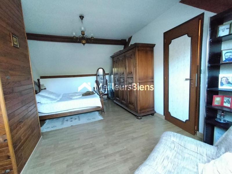 Maison - 121 m² - 6 pièces