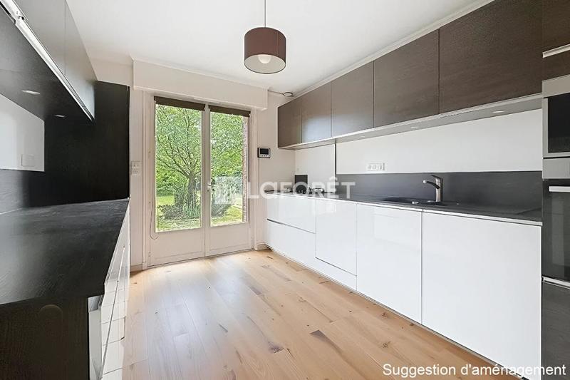 Demeure - 106 m² - 6 pièces